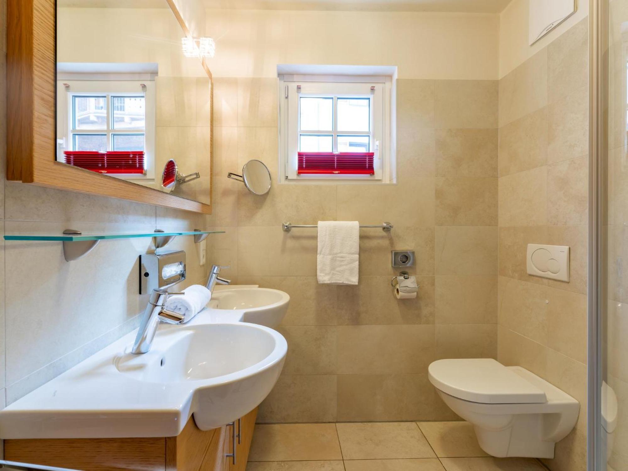 Arieke E10 Apartment Капрун Екстериор снимка